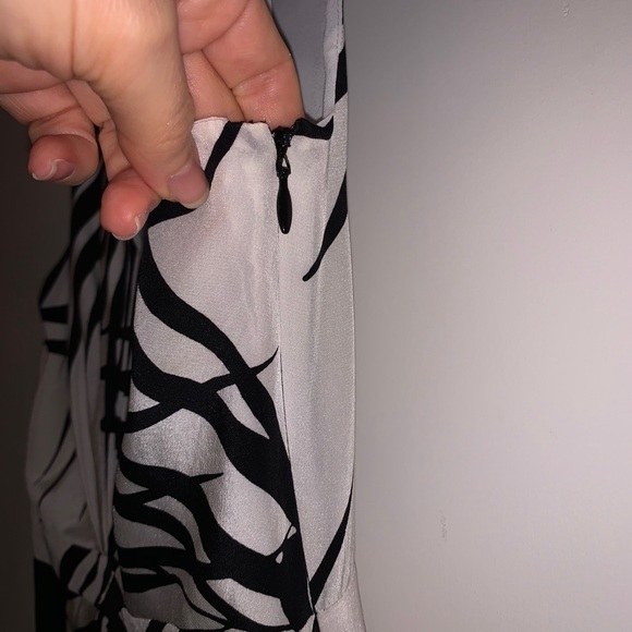 Armani Exchange - 100% silk mini dress - Picture 3 of 3